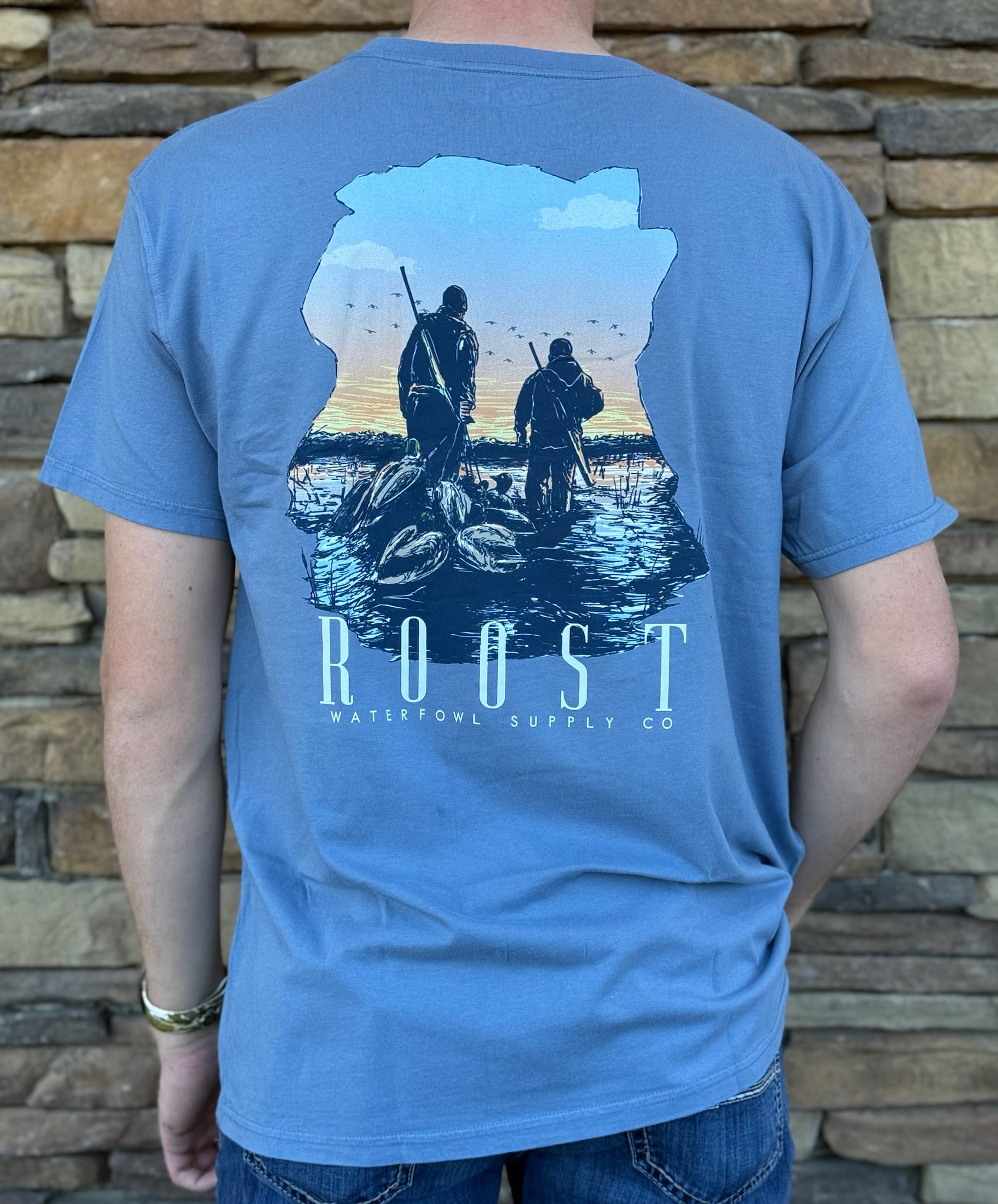Roost morning shift tee