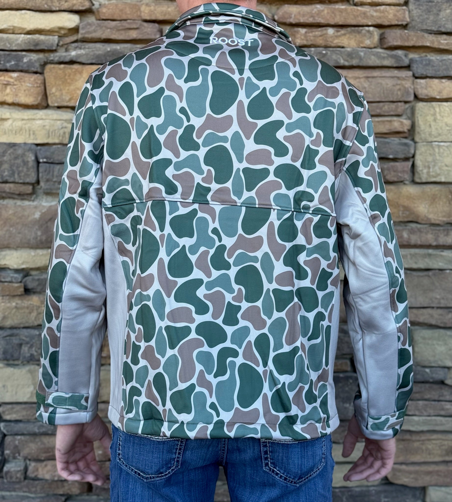 Roost quarter zip pullover